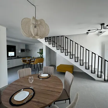 Amarilla Ocean Pearl Villa *